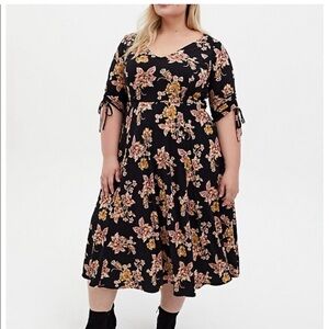 Torrid Black Floral Midi Dress
